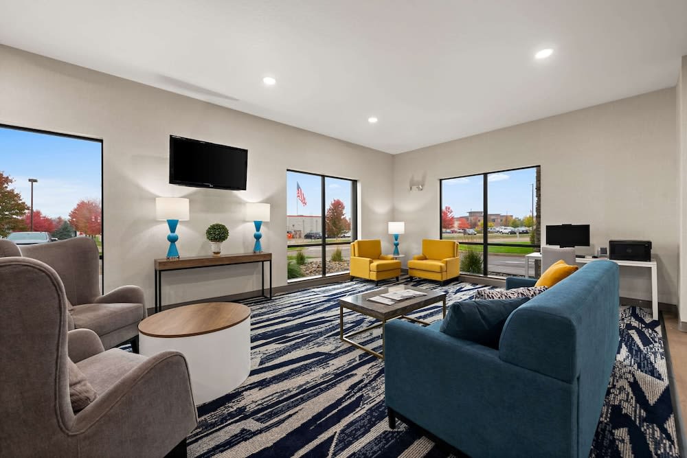 Comfort Suites Hudson I-94 2