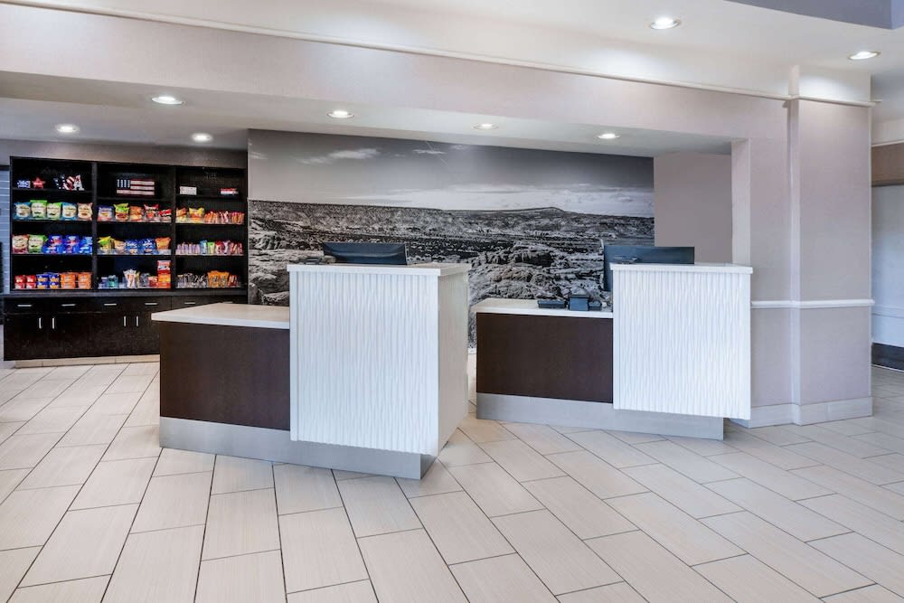La Quinta by Wyndham Roswell 2