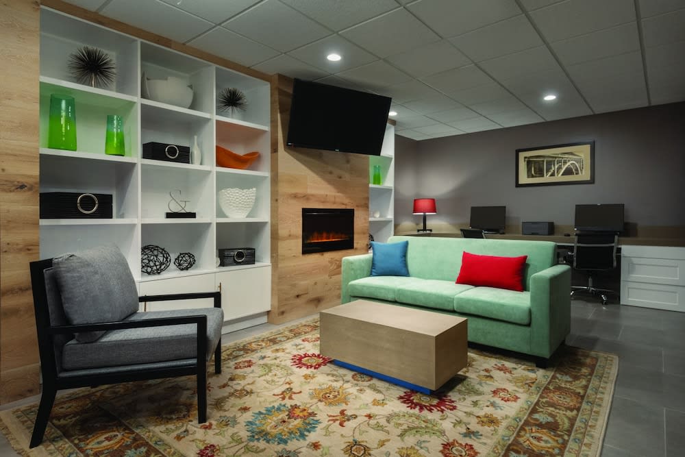 Country Inn & Suites by Radisson, Oklahoma City - Bricktown, OK 4