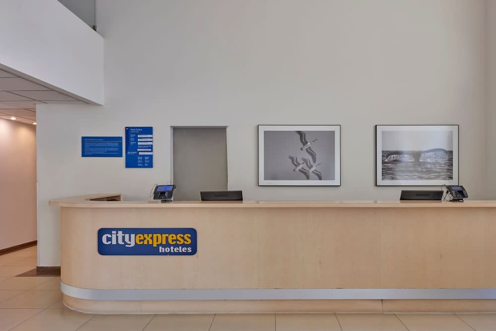 City Express by Marriott Manzanillo 2