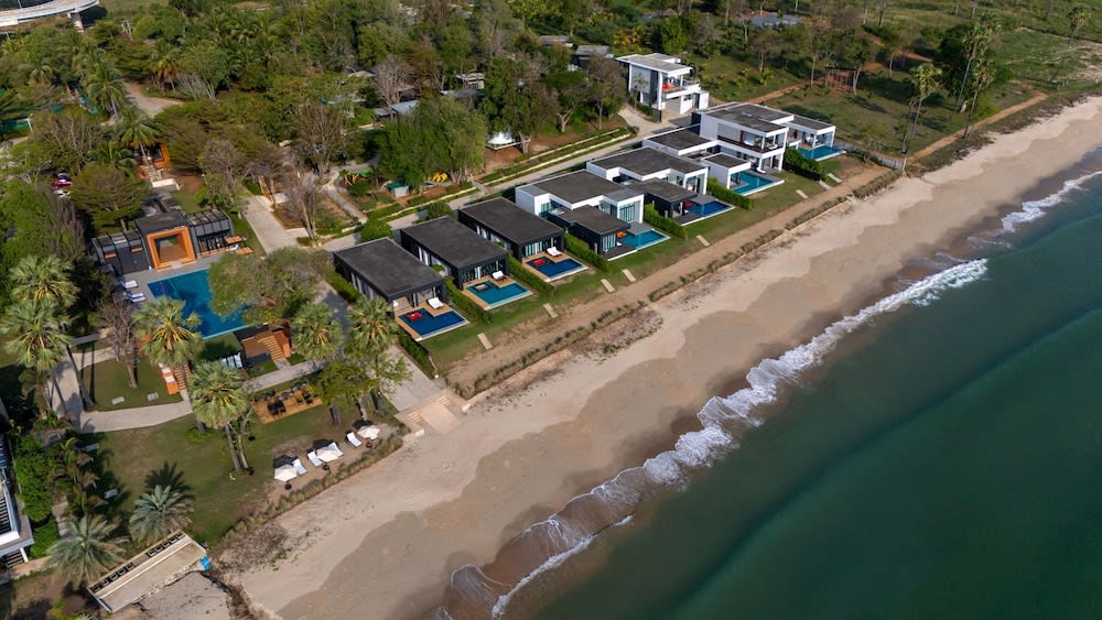 Sunshine Paradise Resort 1