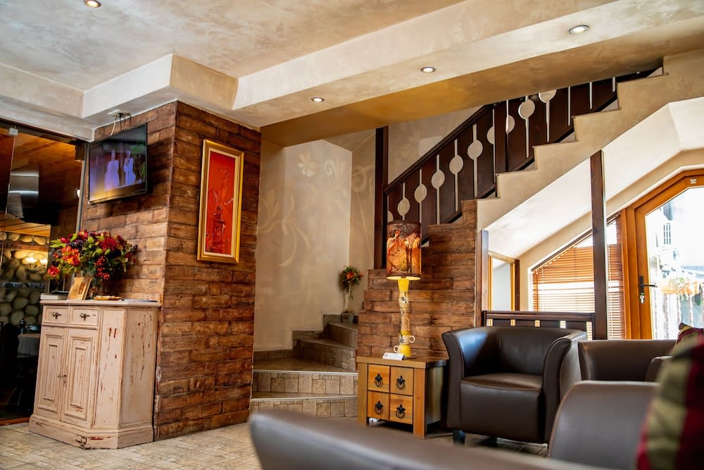 Velinov Boutique Hotel 2