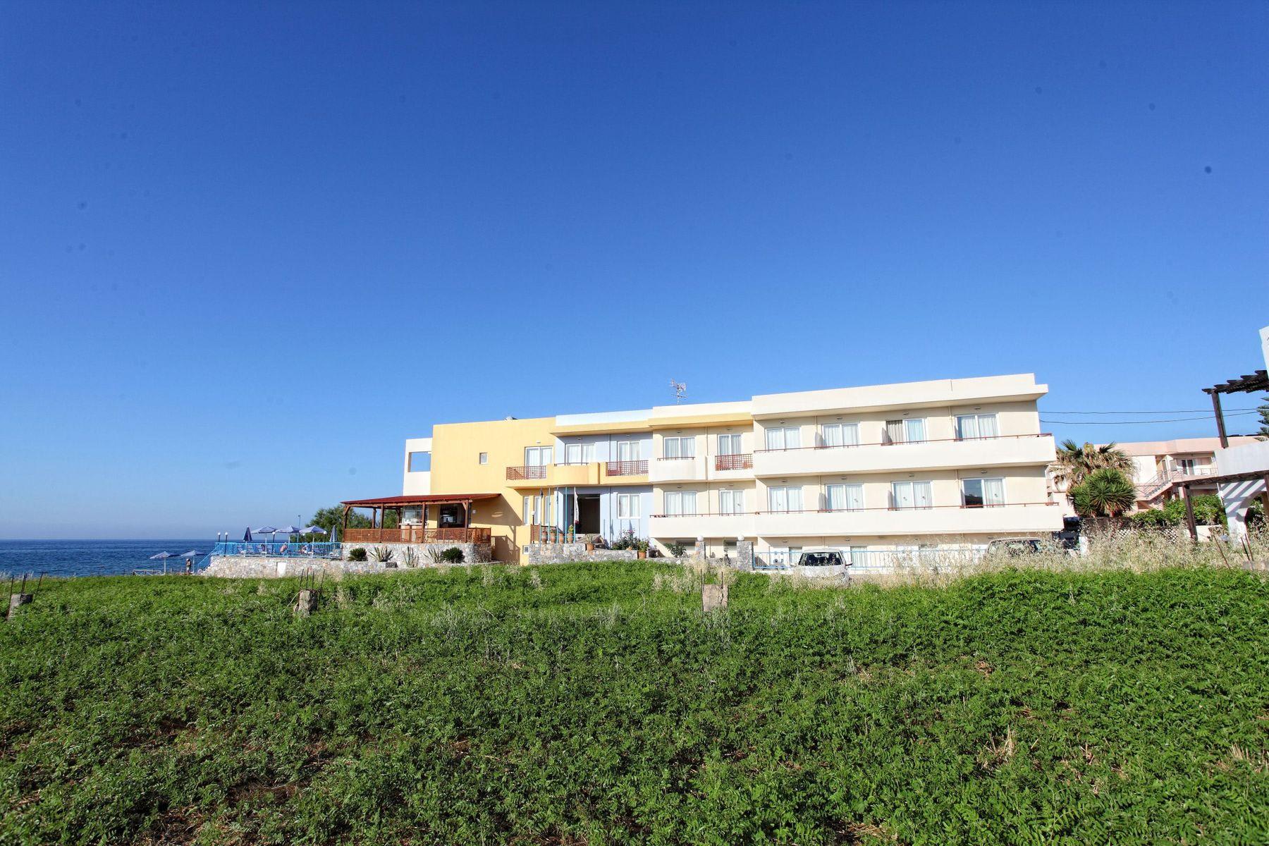 Danaos Beach Apartments 3