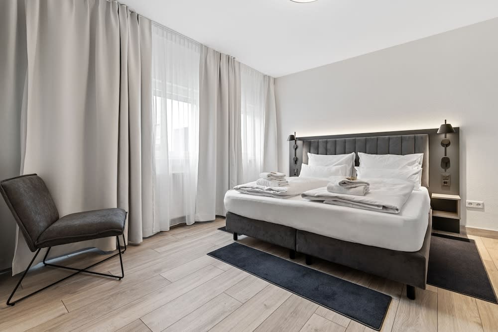 BRIGHT Herzogenaurach Zentrum 5