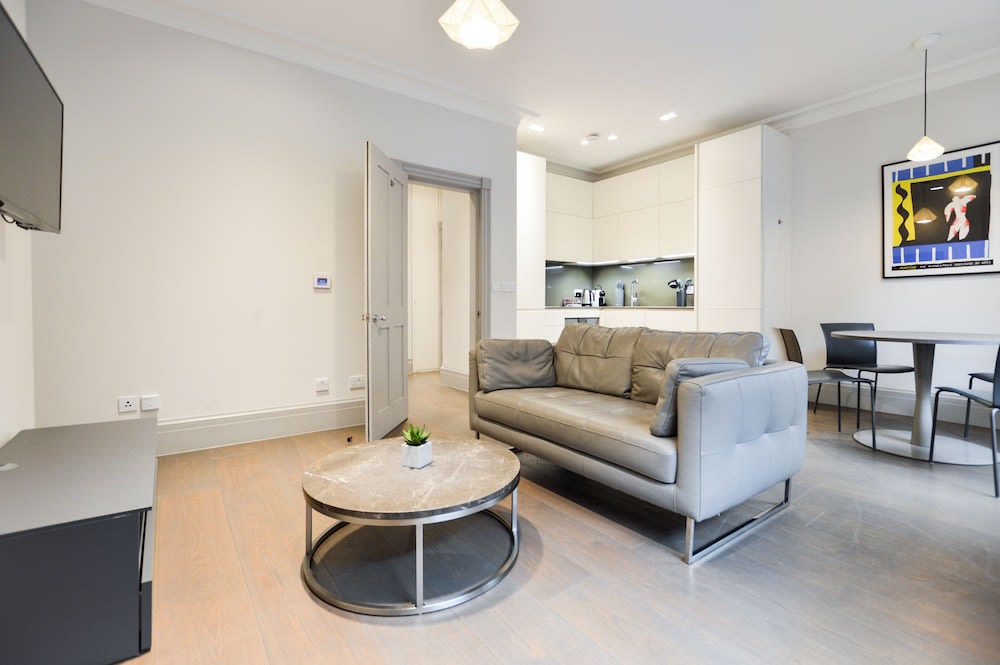 Soho Deluxe 1 Bedroom Apartment by Concept Apartments 1