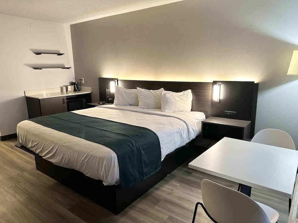 Studio 6 Suites Louisville KY Airport/Expo Center 3