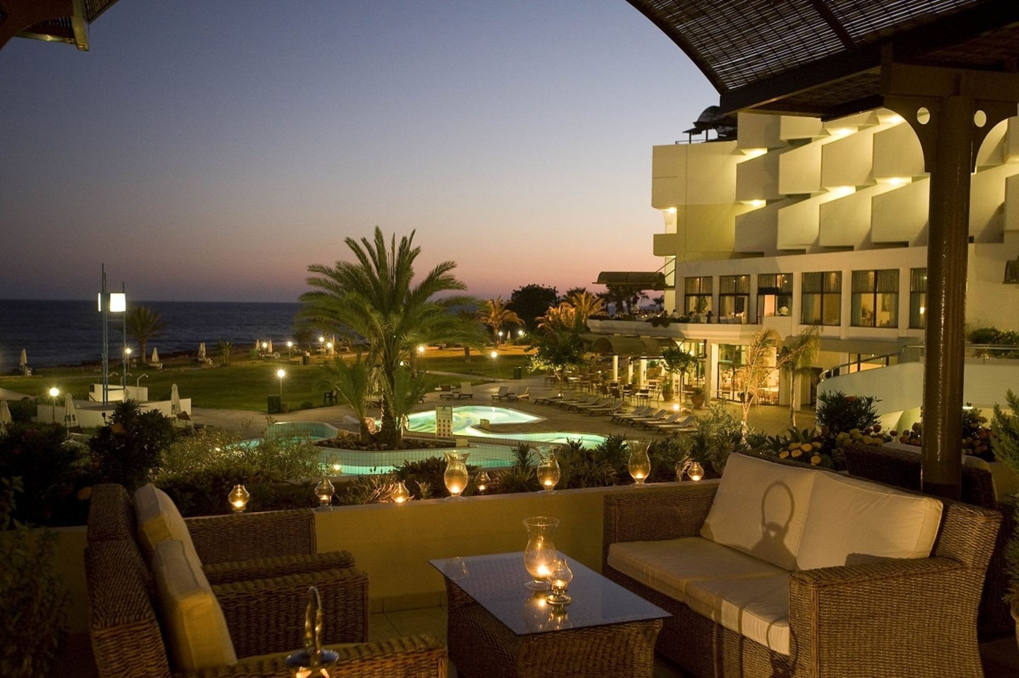 Constantinou Bros Athena Royal Beach Hotel 2