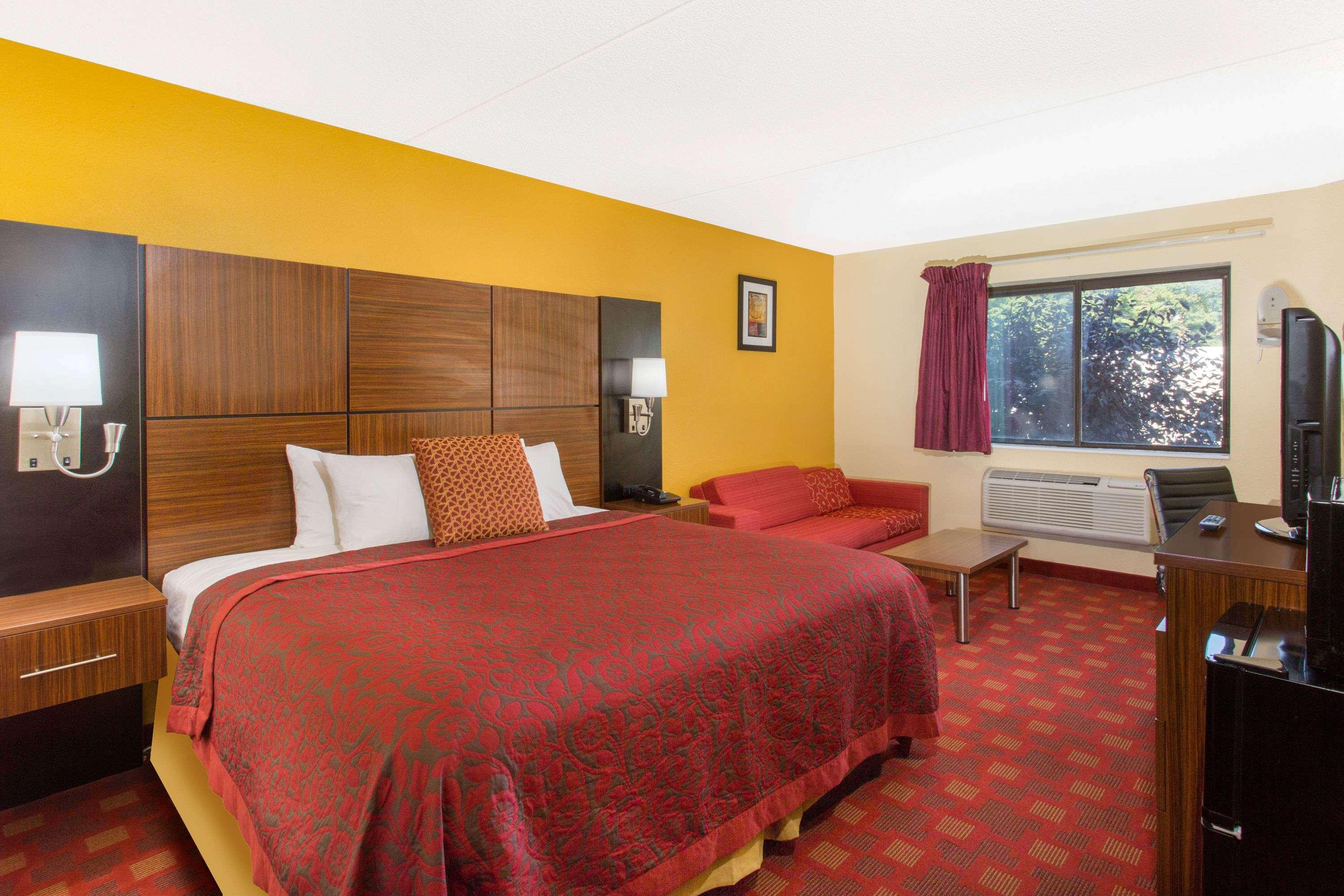 Days Inn by Wyndham Leominster/Fitchburg Area 5