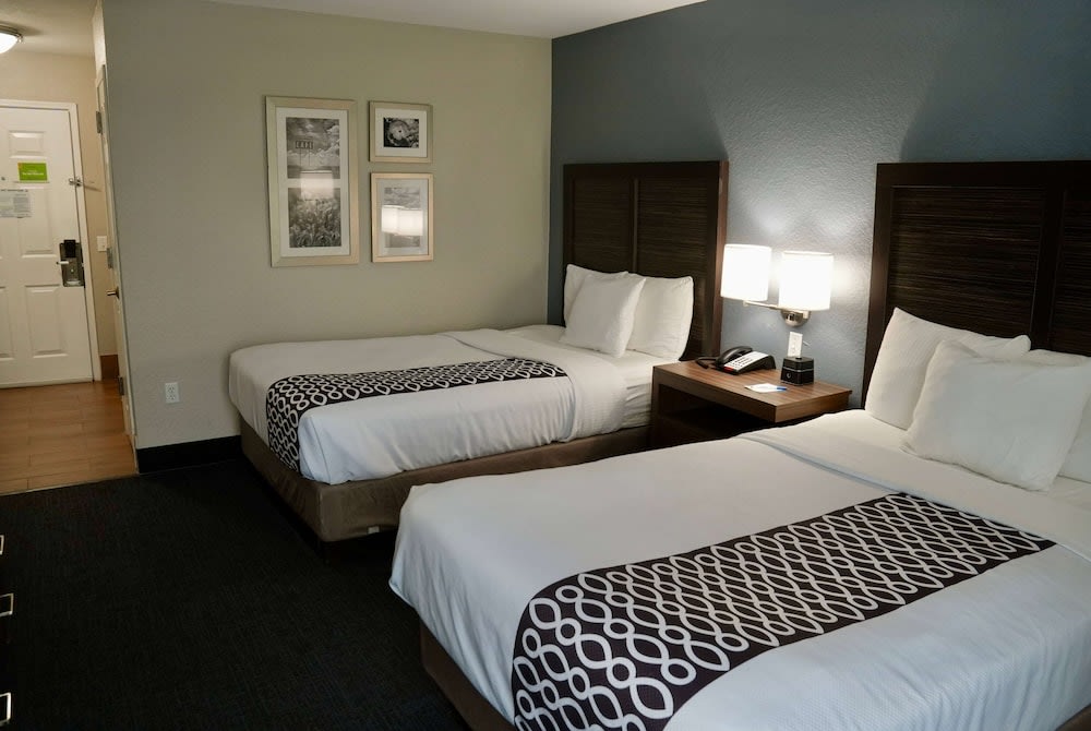 La Quinta by Wyndham Tomball 4