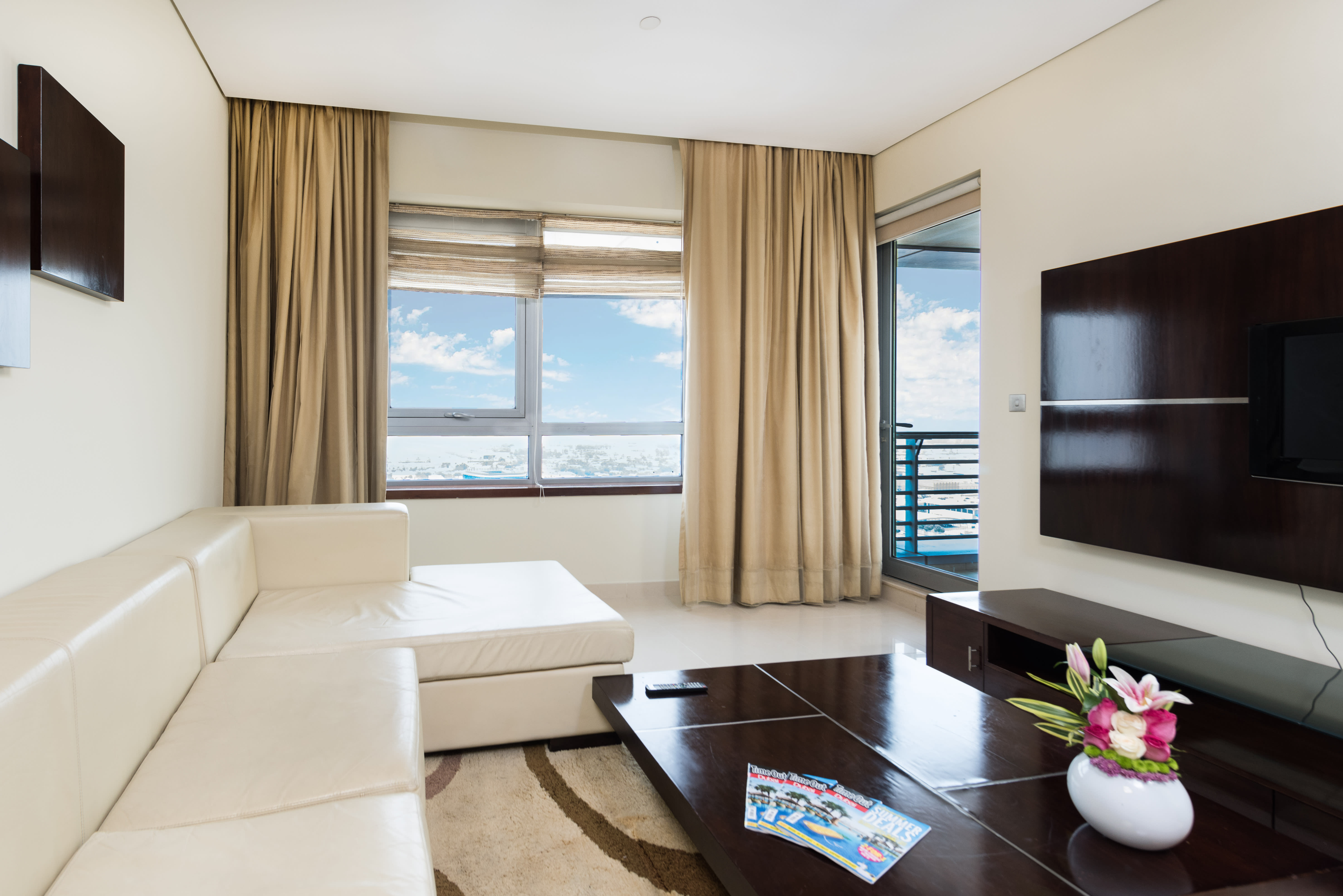Al Salam Grand Hotel Apartment 1