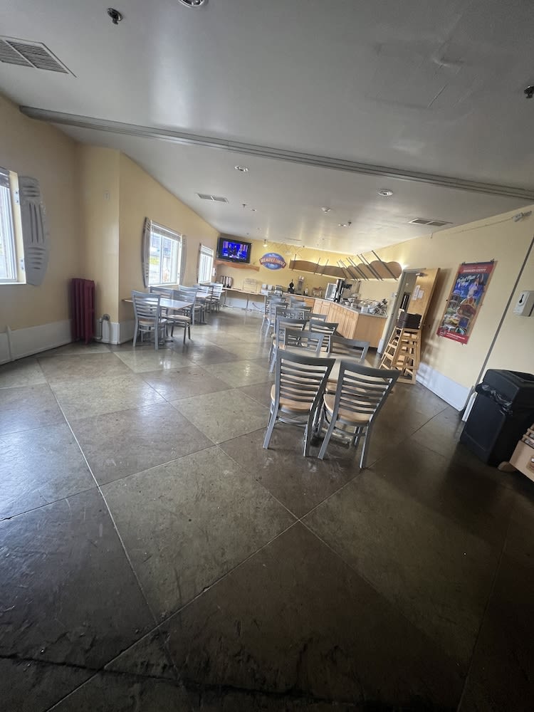 Baymont by Wyndham Lawrenceburg 5