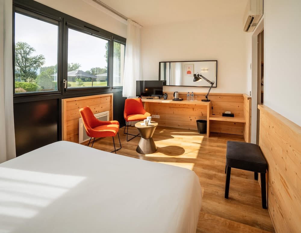 Domaine de Charmeil 5