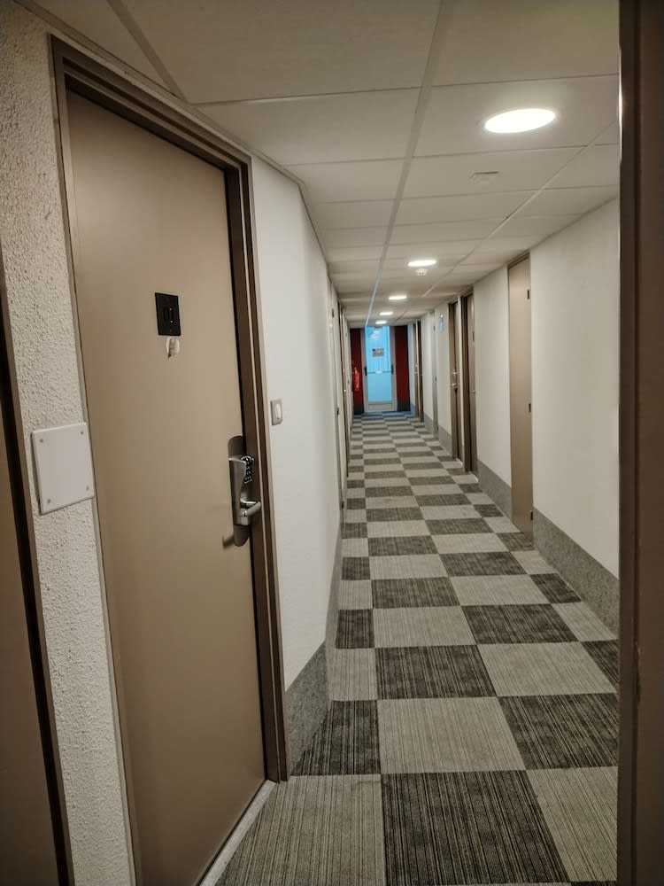 Hotel Inn Design Montluçon 3