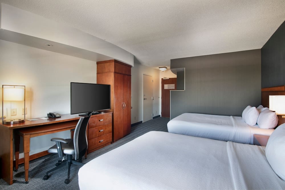 Courtyard Memphis Collierville 5