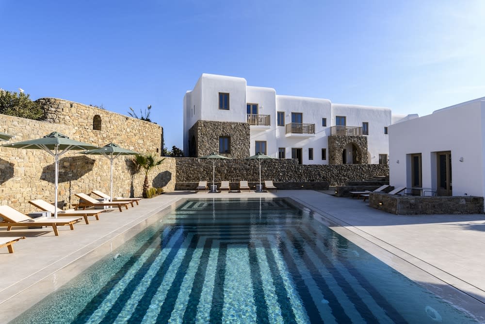 Camarades Mykonos 1