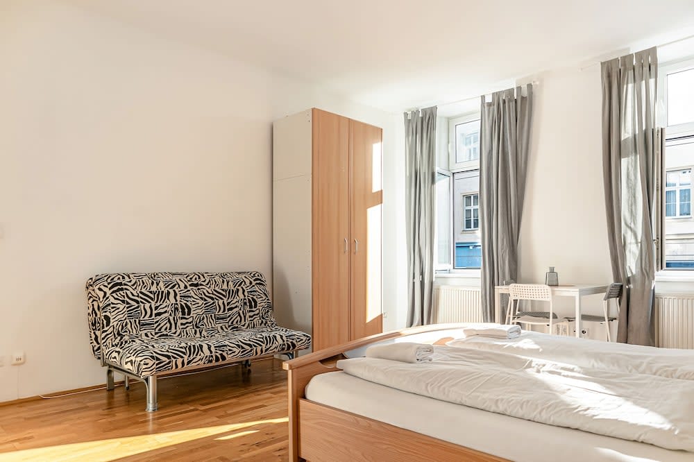 CoLiving 3BR shared Apt. Belvedere 2