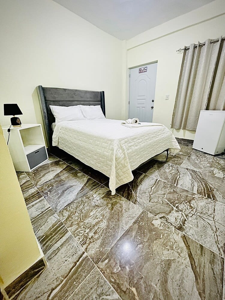 New hotel neo 2