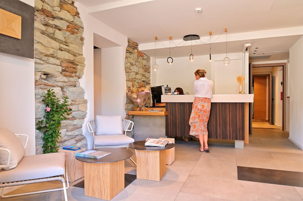 HOTEL SAINT ROCH 2