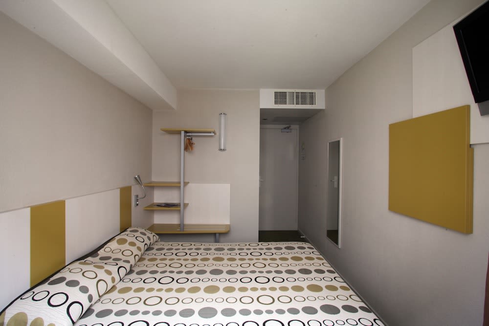 Hôtel REVOTEL Nancy Centre Gare et Congrès 3