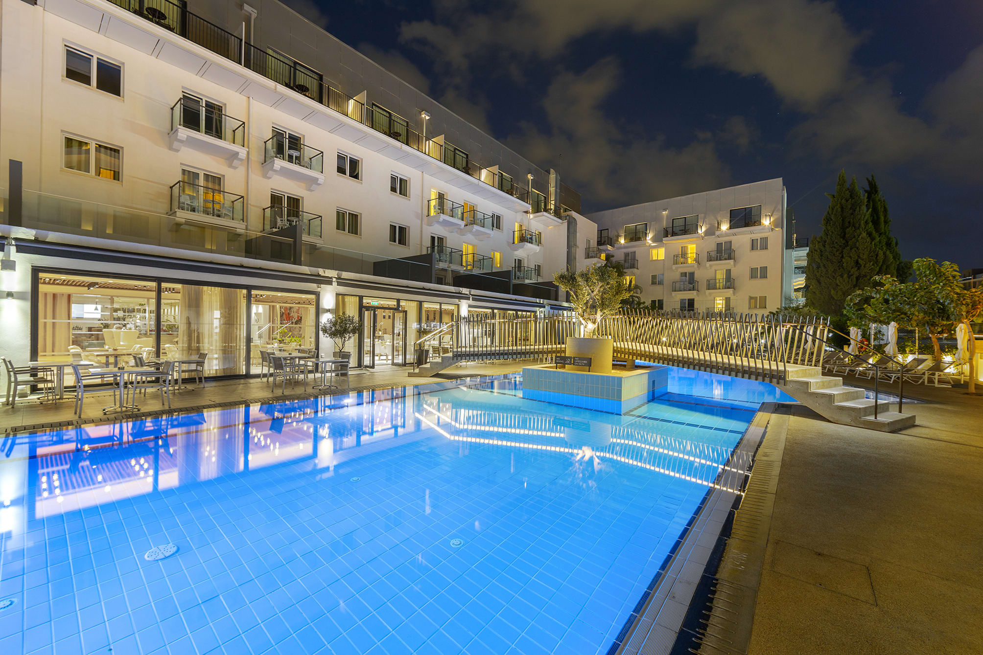 Anemi Hotel & Suites 2
