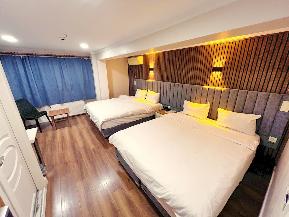 Naila Hotel 1