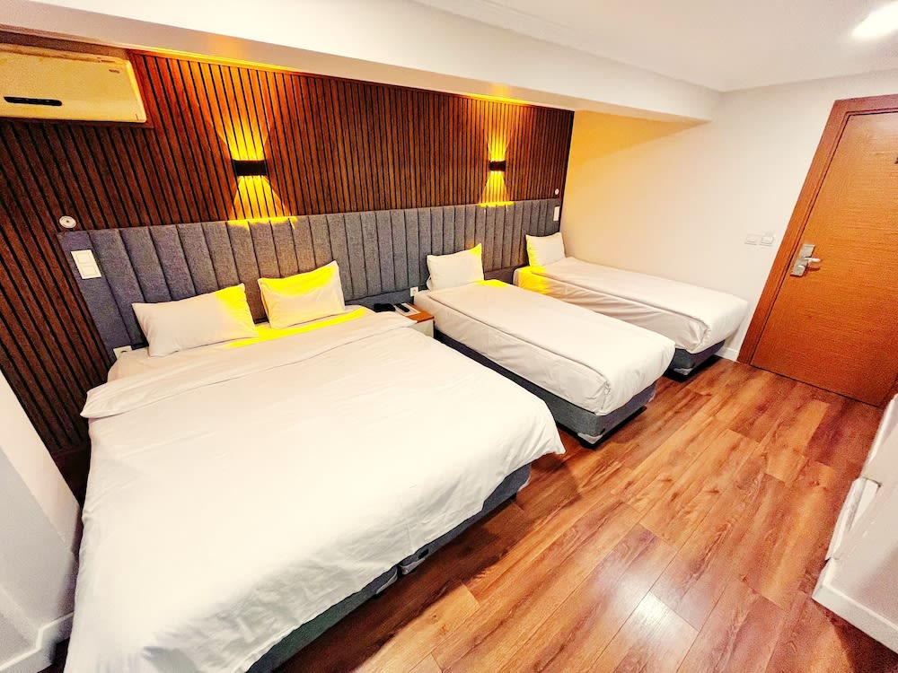 Naila Hotel 2