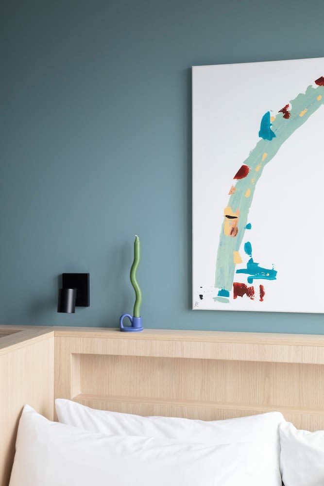 Bob W Tower Hill Studios 4