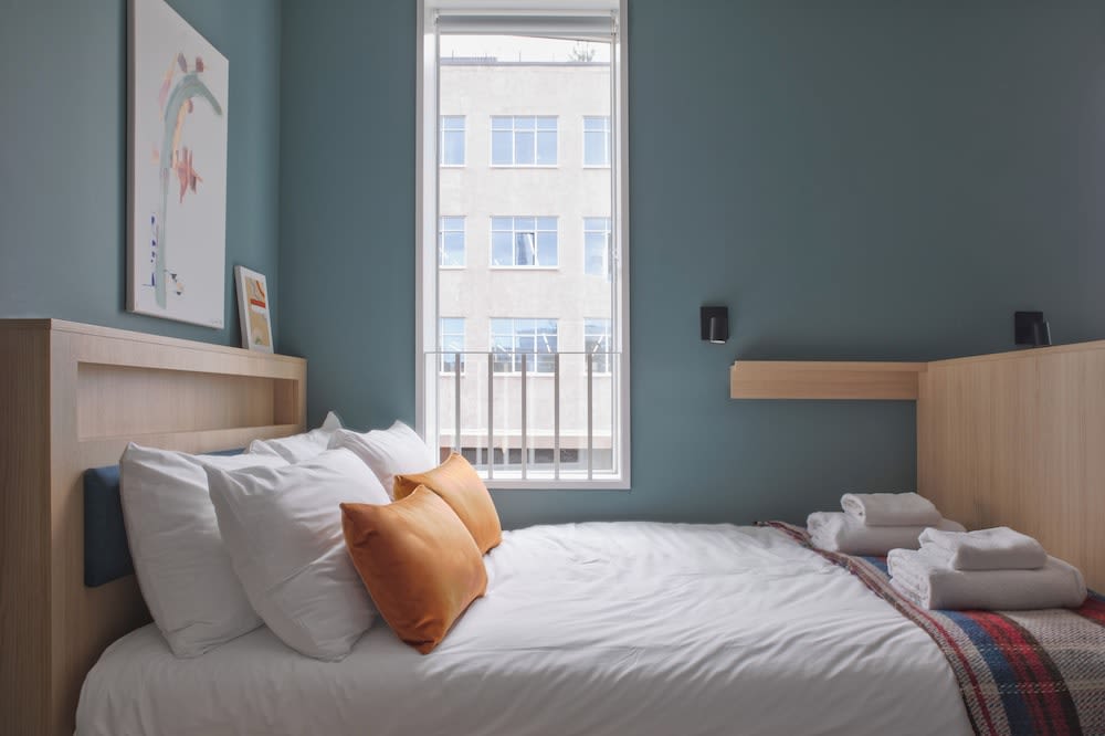 Bob W Tower Hill Studios 3