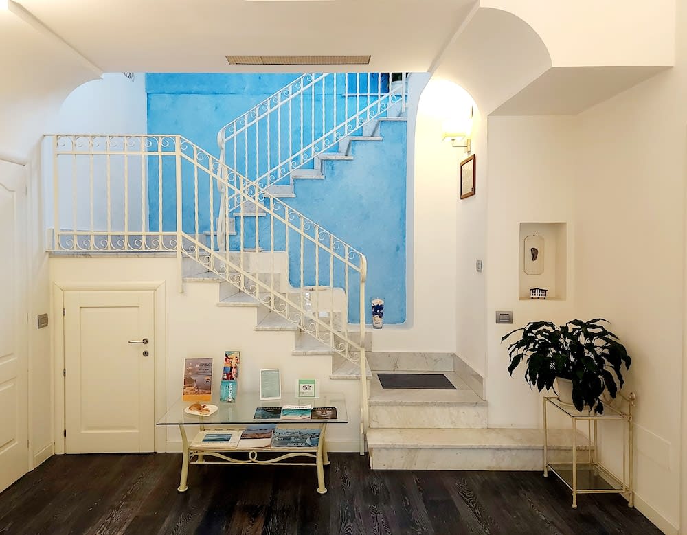 Hotel La Villa Del Mare 5