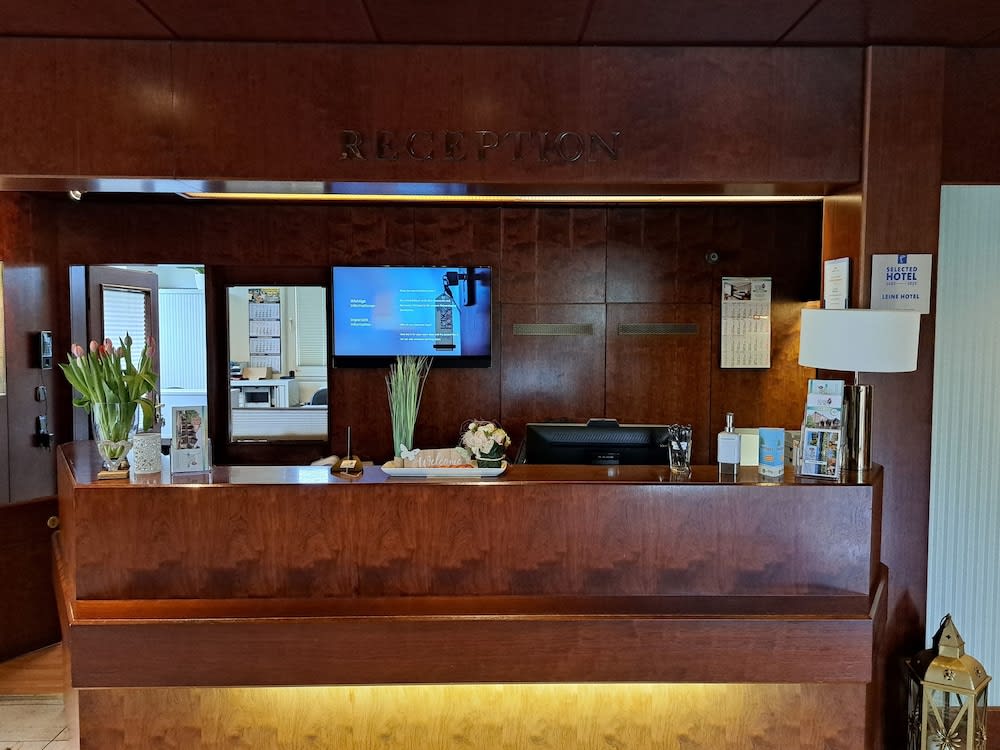Leine Hotel 2