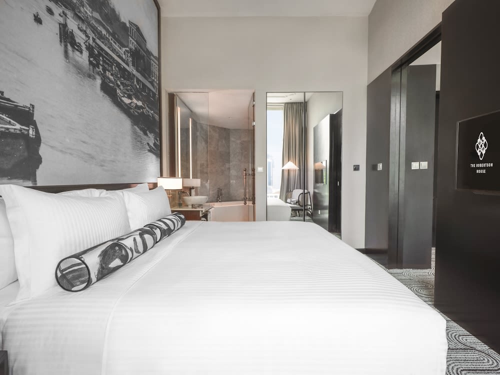 The Robertson House by The Crest Collection 3