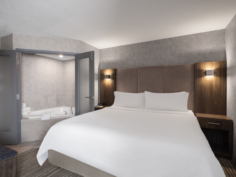 Holiday Inn Calgary-Airport by IHG 3