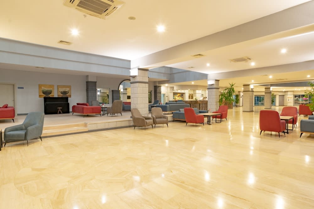 Queen's Park Resort Göynük 2