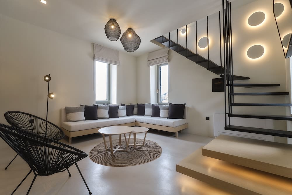 Zaira Hotel 1
