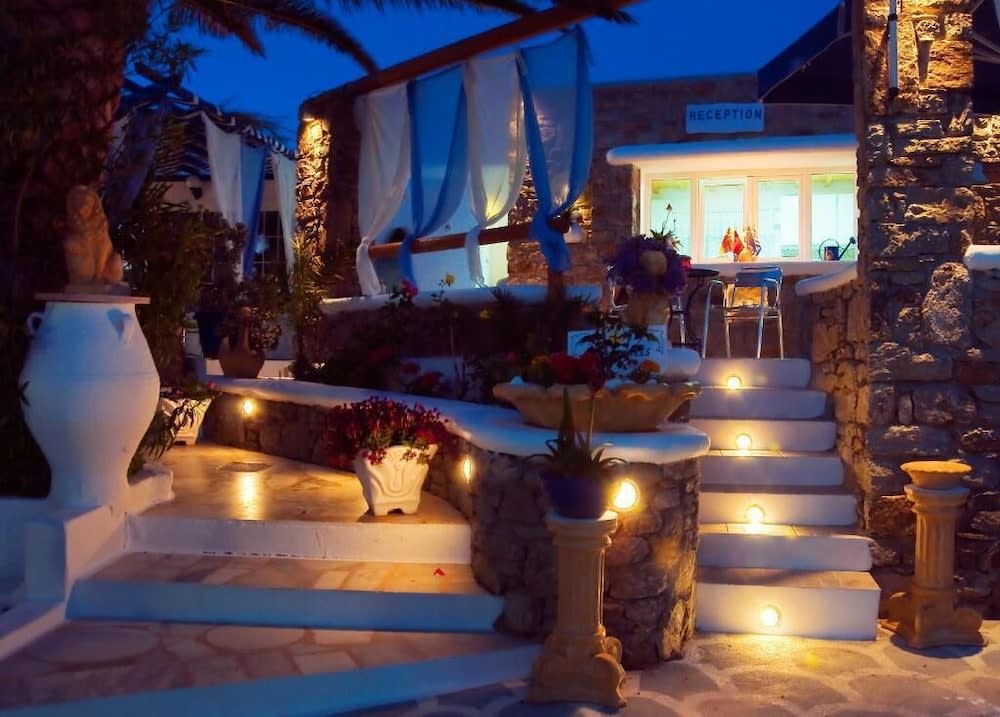 Dibellee Mykonos Studios 2