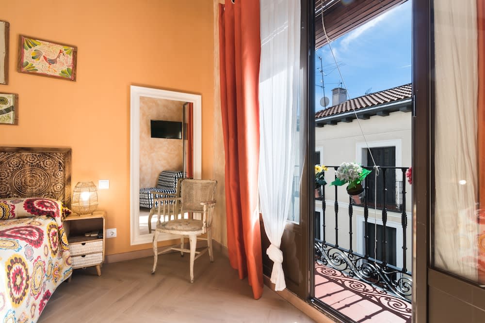Hostal Artistic B&B 1