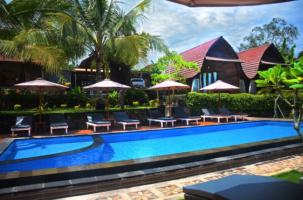 Mamaras Guest House 1