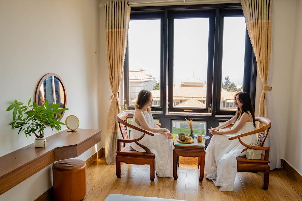 SeaColor Beachstay Danang Hotel Haviland 1