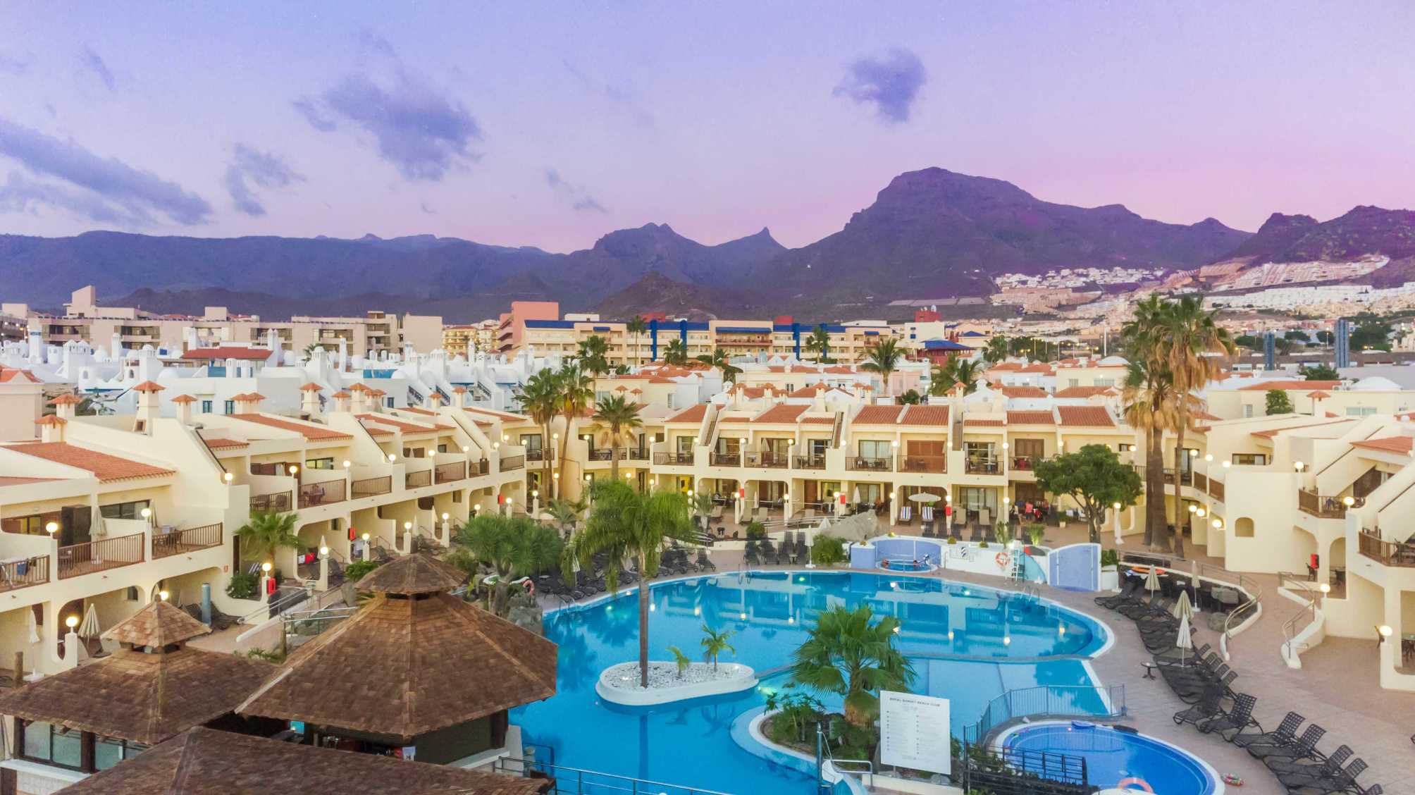 Royal Sunset Beach Club 1