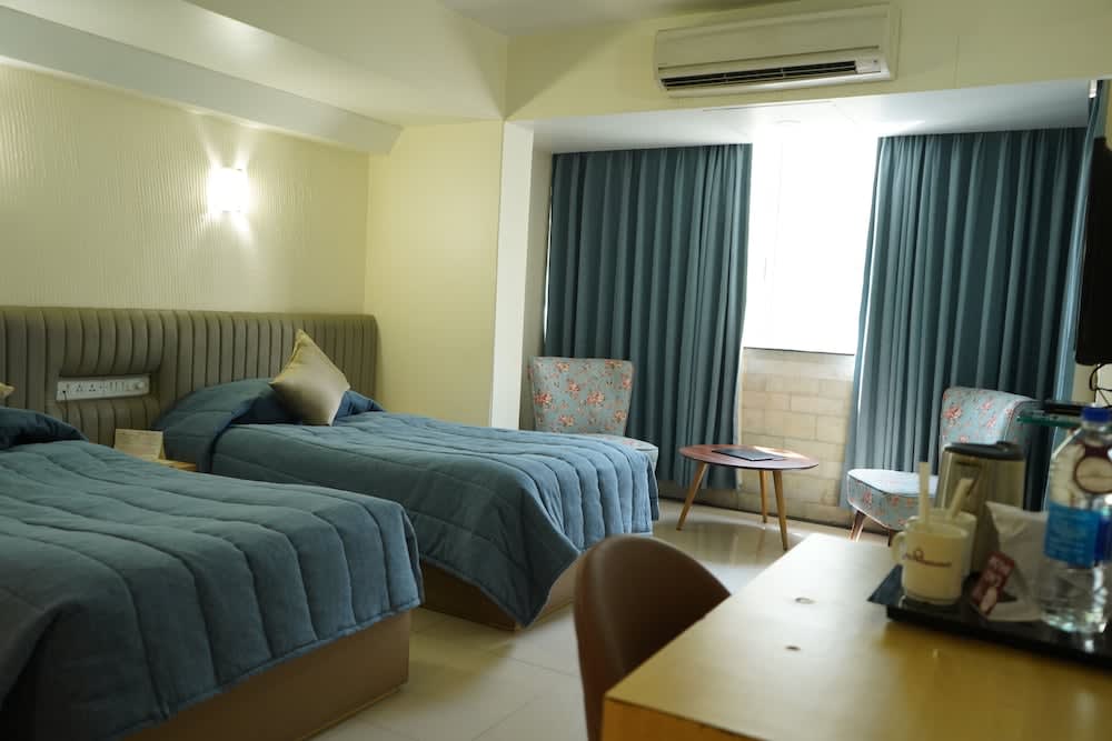 Hotel Diplomat, Colaba 2