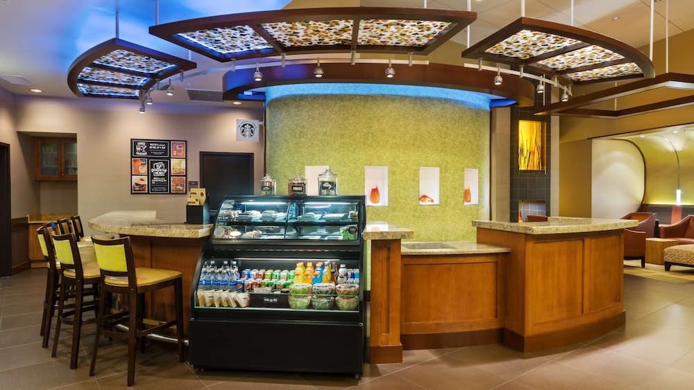 Hyatt Place Coconut Point 3