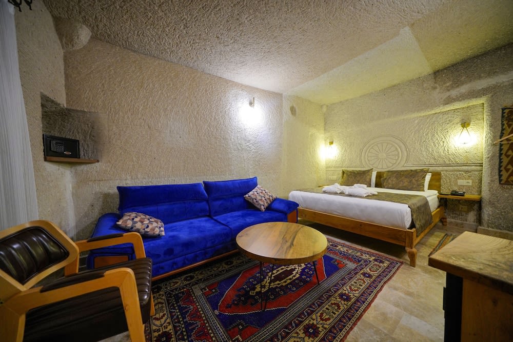 Cave Hotel Saksagan 2