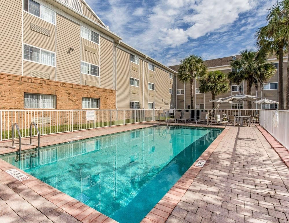 Suburban Studios Fort Myers Cape Coral 1