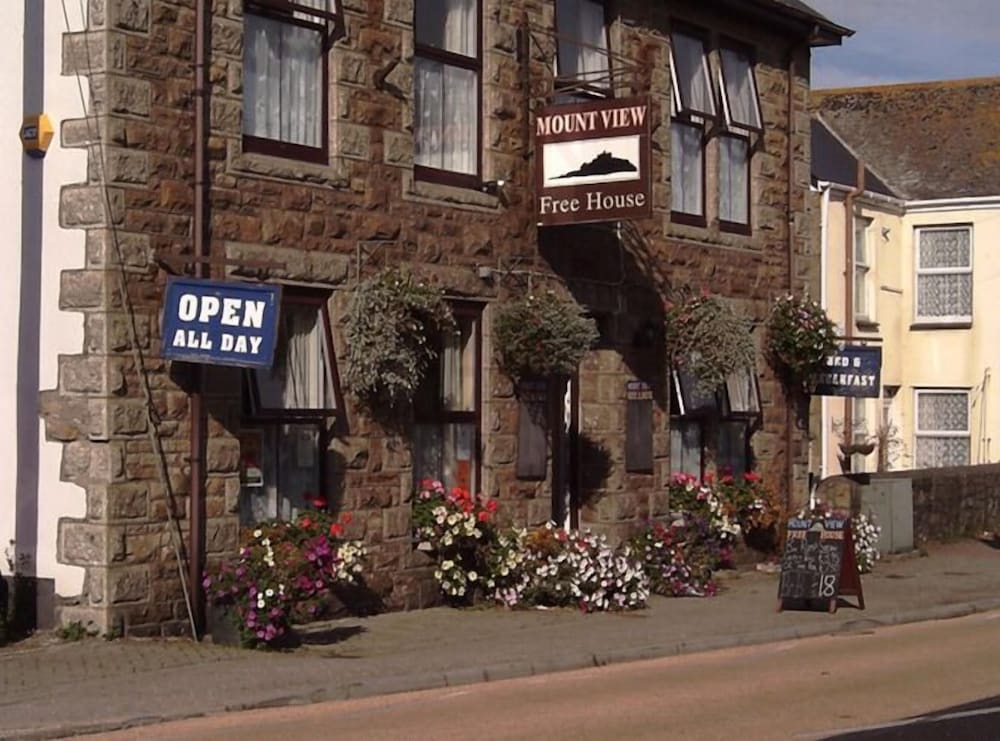 Mount View Hotel B&B 1