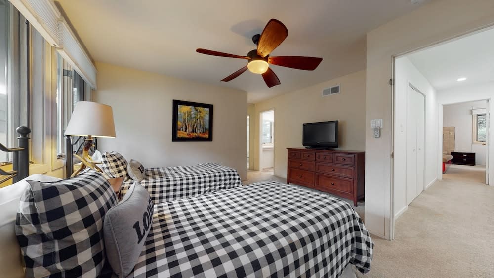 Tamarack Townhomes - CoralTree Residence Collection 1