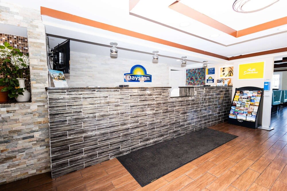 Days Inn by Wyndham Sharonville 2