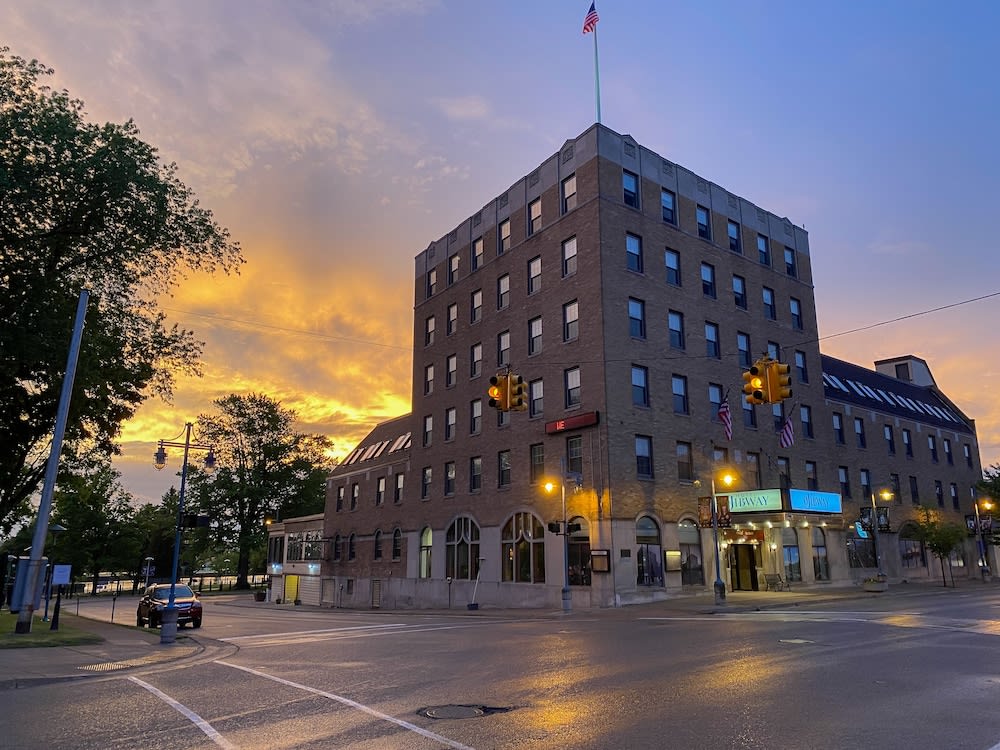 The Hotel Ojibway, Trademark Collection by Wyndham 1