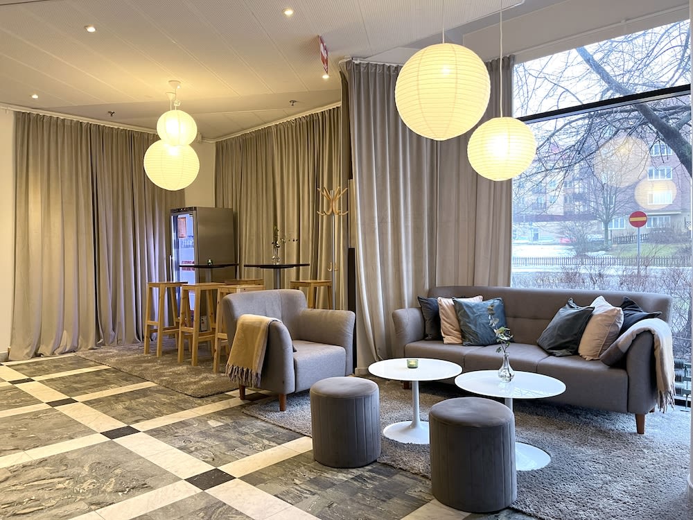 2Home Hotel Apartments 4