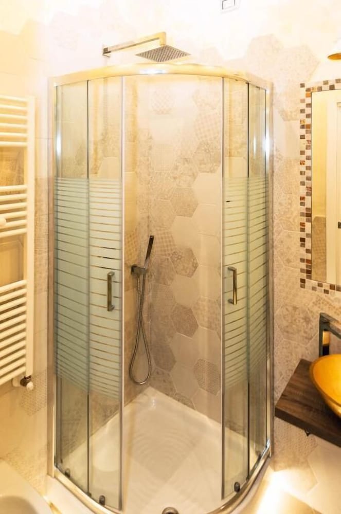 Roma Charming Rooms 4