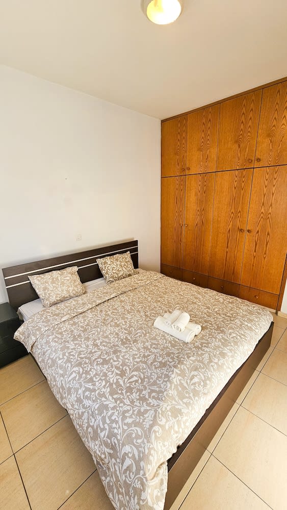Unique City Rooms 1